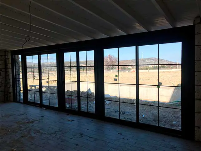 Villa Works 17