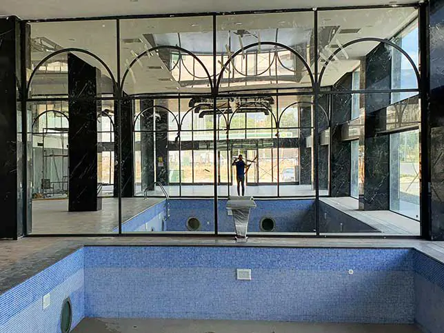 Ramada Hotel Tire 13