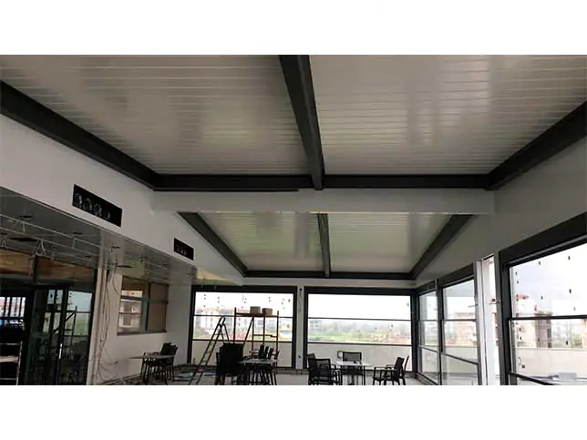 Ramada Hotel Tire 19