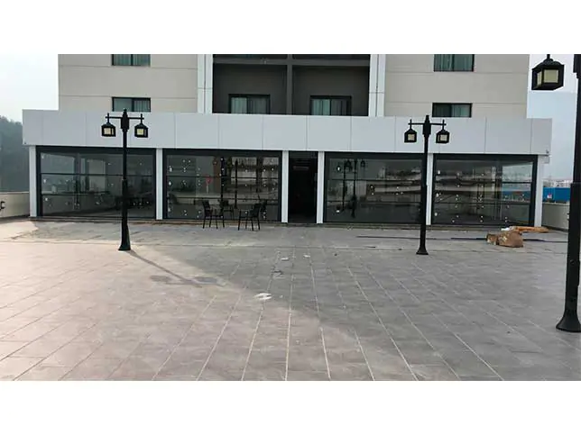 Ramada Hotel Tire 20