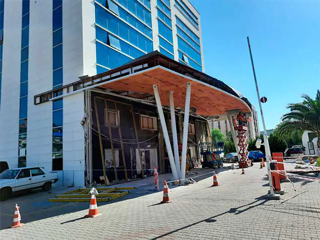 Ege City Hospital 11